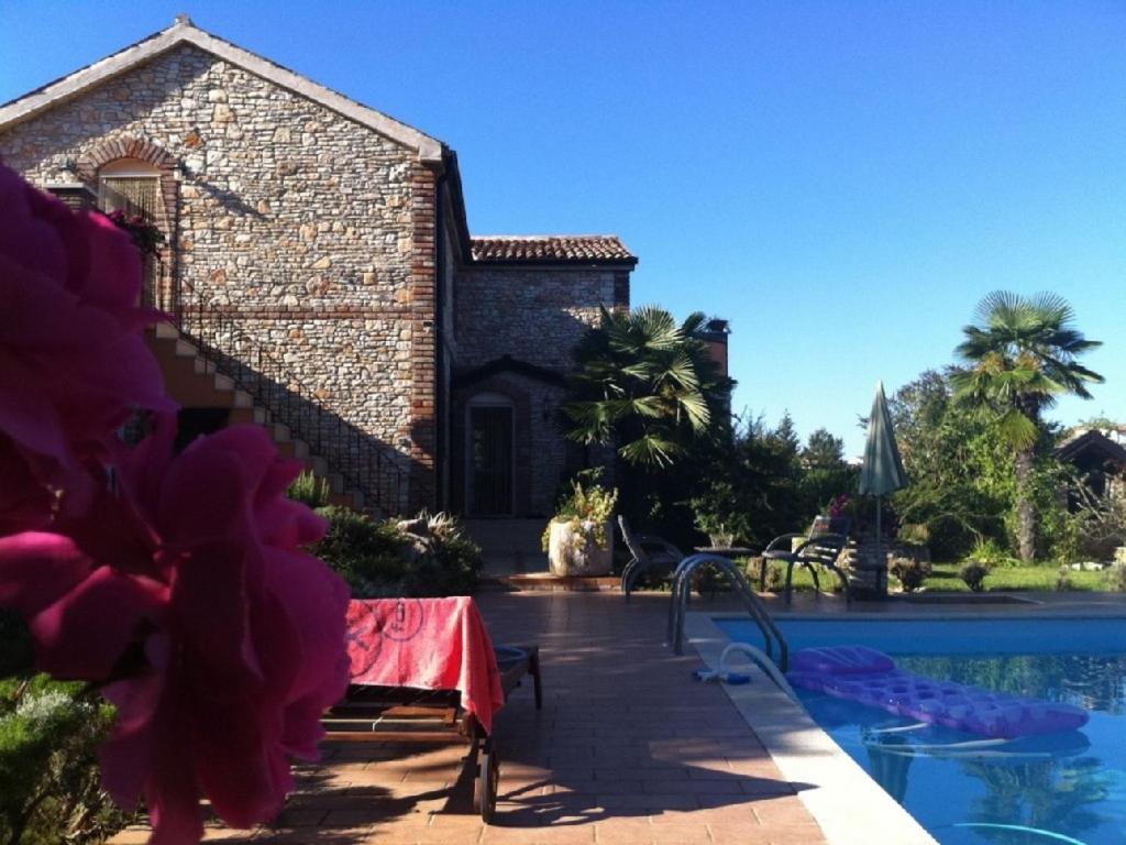 Villa In Funtana With Private Tenniscourt Exteriör bild